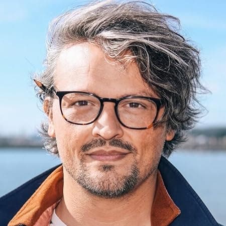 Photo of Shawn Harris