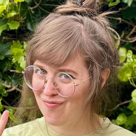 Photo of Sarah Graley