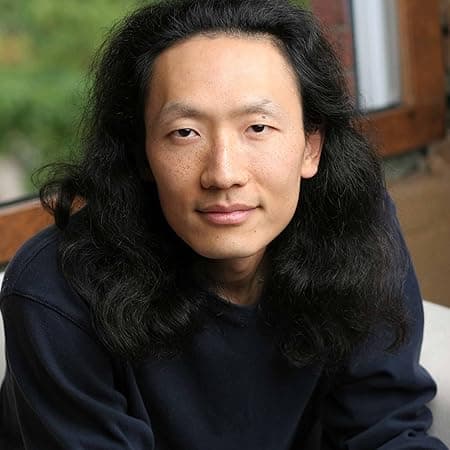 Photo of Sung J. Woo