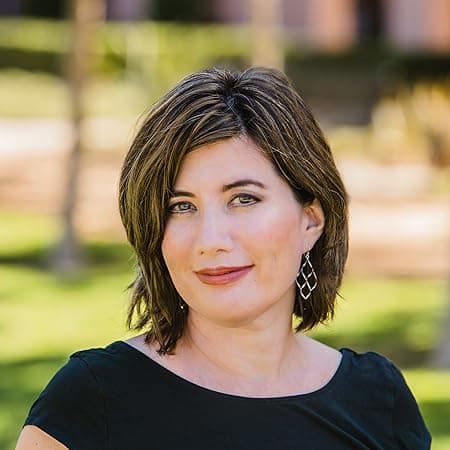 Photo of Margaret Dilloway