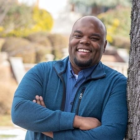 Photo of Kwame Mbalia