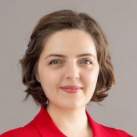 Photo of Sophie Bowman