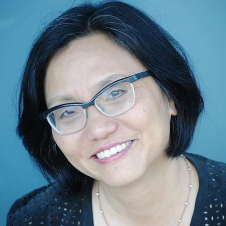 Photo of Linda Sue Park