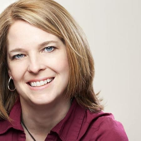 Photo of Jennifer Nielsen