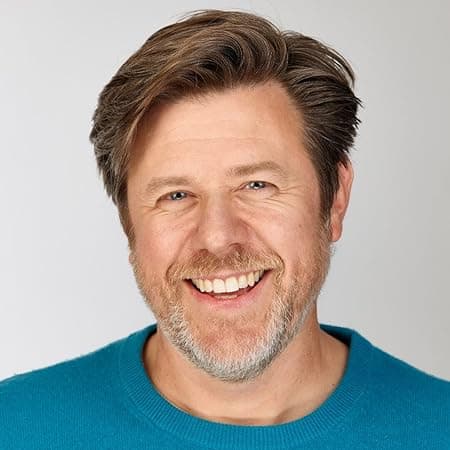 Photo of Scott Campbell