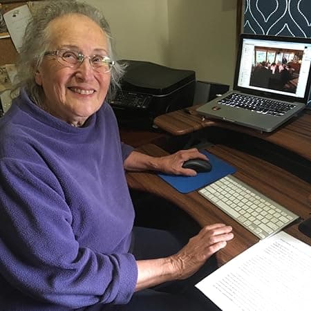 Photo of Dorothy Hinshaw Patent